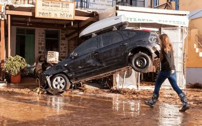 Atenas cierra escuelas y servicios públicos por fuertes inundaciones -  Diario de Querétaro | Noticias Locales, Policiacas, de México, Querétaro y  el Mundo