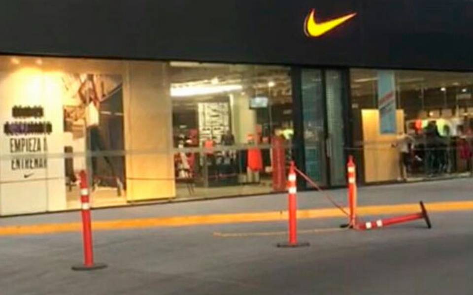 Roban Nike de Plaza Hilvana Outlet - Diario de Querétaro