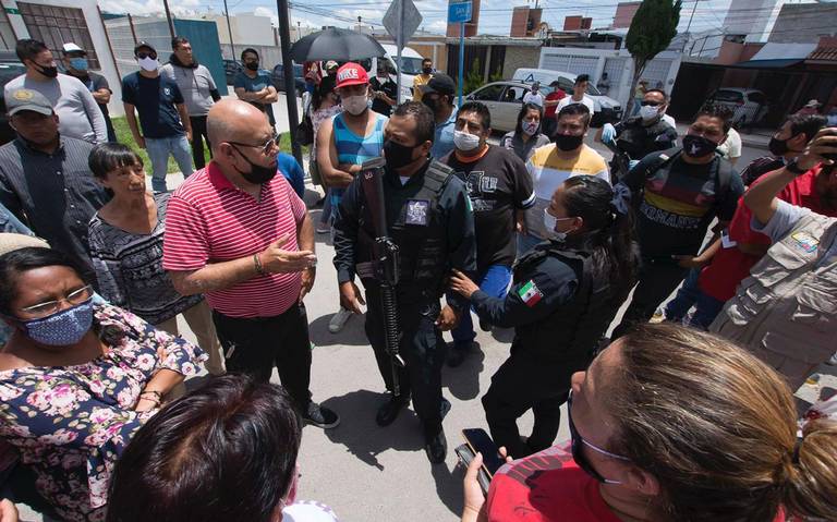 Vecinos de Villas de La Piedad se manifiestan por cortes de agua - Diario  de Querétaro | Noticias Locales, Policiacas, de México, Querétaro y el Mundo