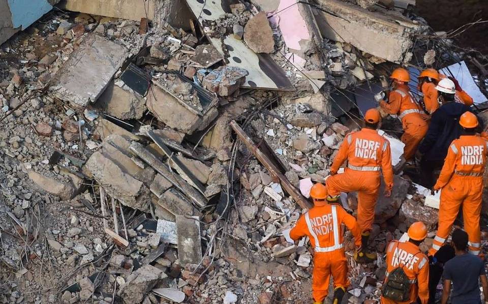 Al menos 11 muertos en derrumbe de un edificio en India - Diario ...